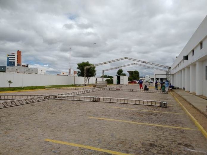 SEGUNDO HOSPITAL DE CAMPANHA DE PETROLINA COMEÇA A SER INSTALADO